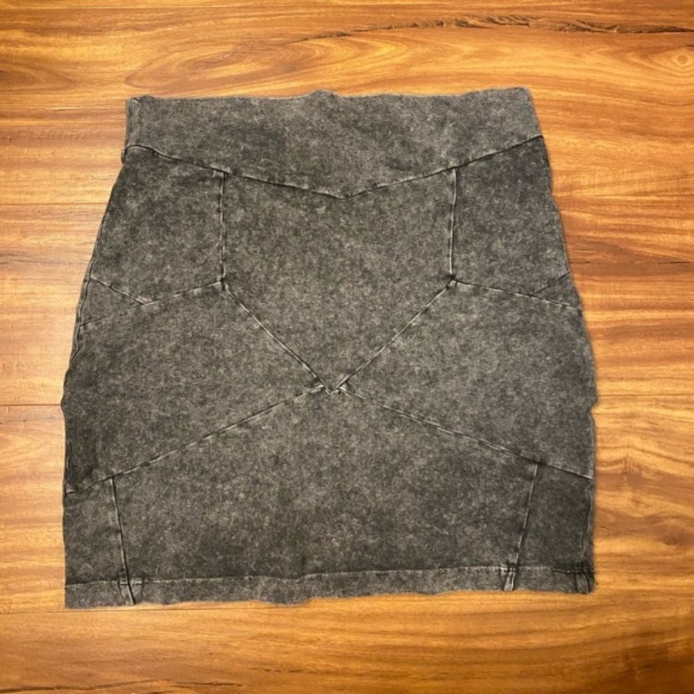 mini skirt